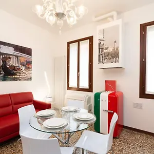 Just Urban - Castello 5067 Boutique Apartment Venice